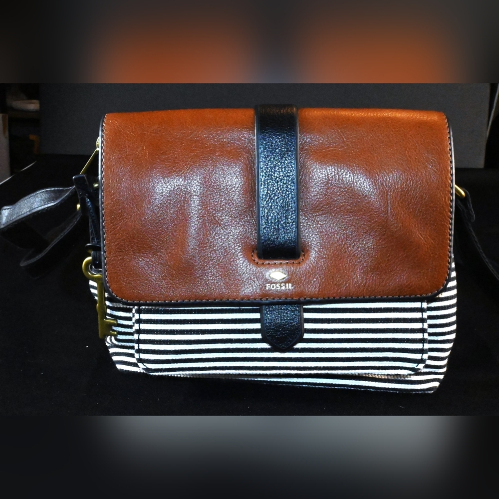 NWT Fossil Small Crossbody Leather Accents, Black/White Striped Hangbag.